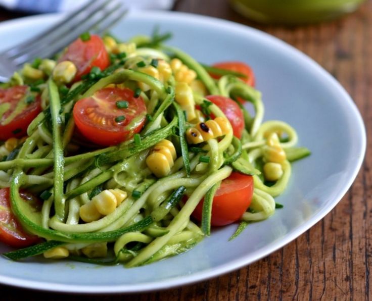 Maç, Limao e Gengibre Salada de milho e courgette quente
